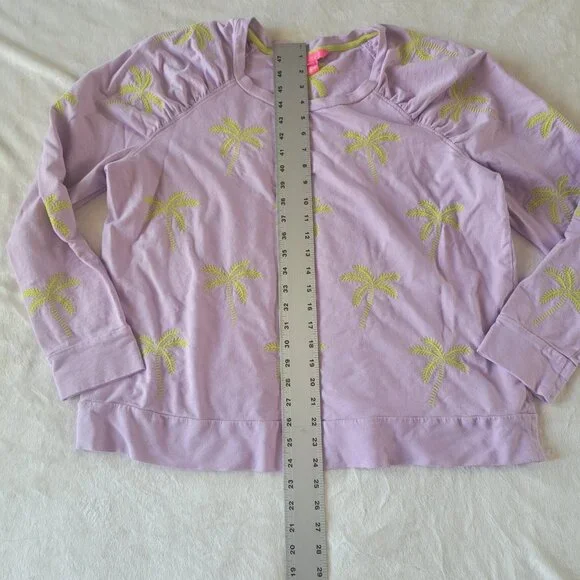 Lilly Pulitzer Aldean, sweatshirt with palm trees. - Picture 6 of 7